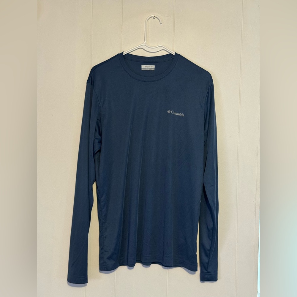 Columbia Blue Long-sleeve T-Shirt